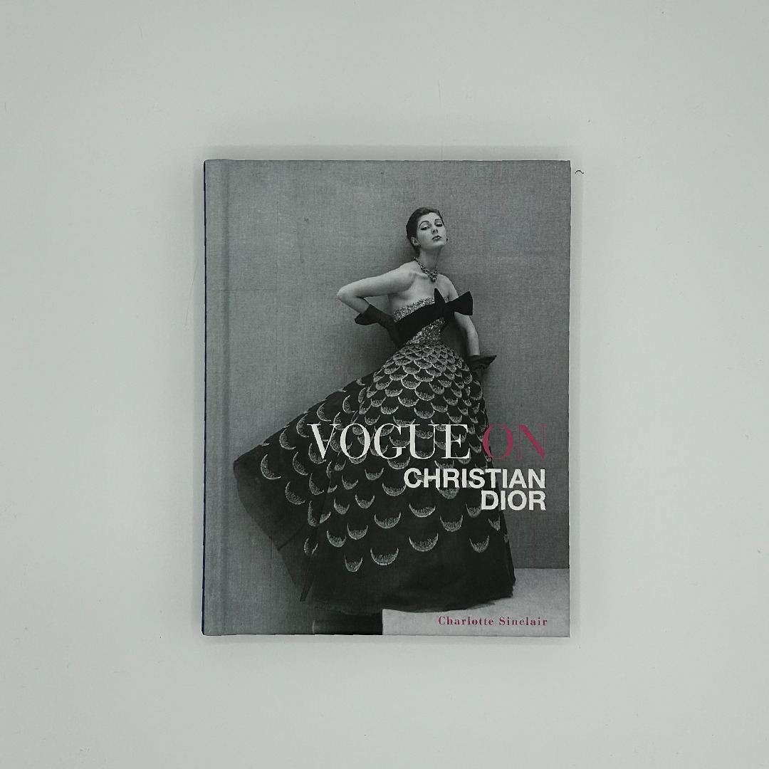 Libro Vogue ON Christian Dior